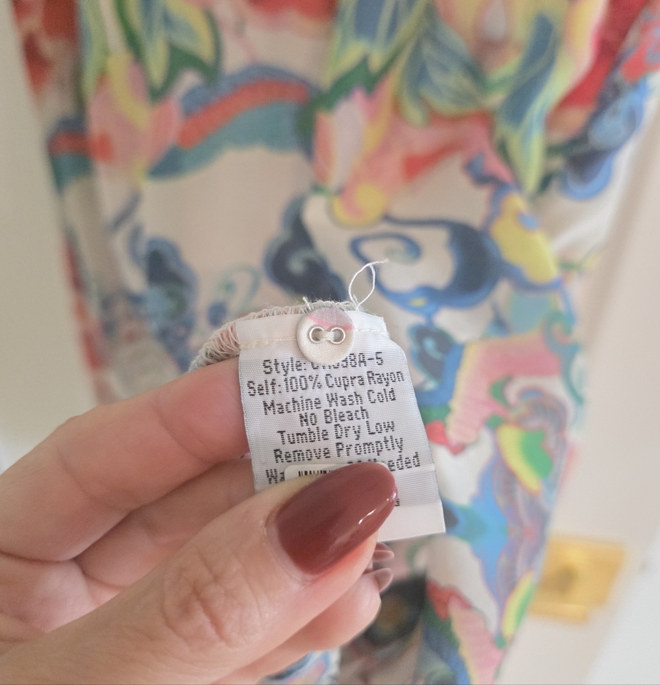 SUPER CLEAN Johnny Was Short Sleeve Button Front Printed Blouse Size Large - Picture 6 of 7